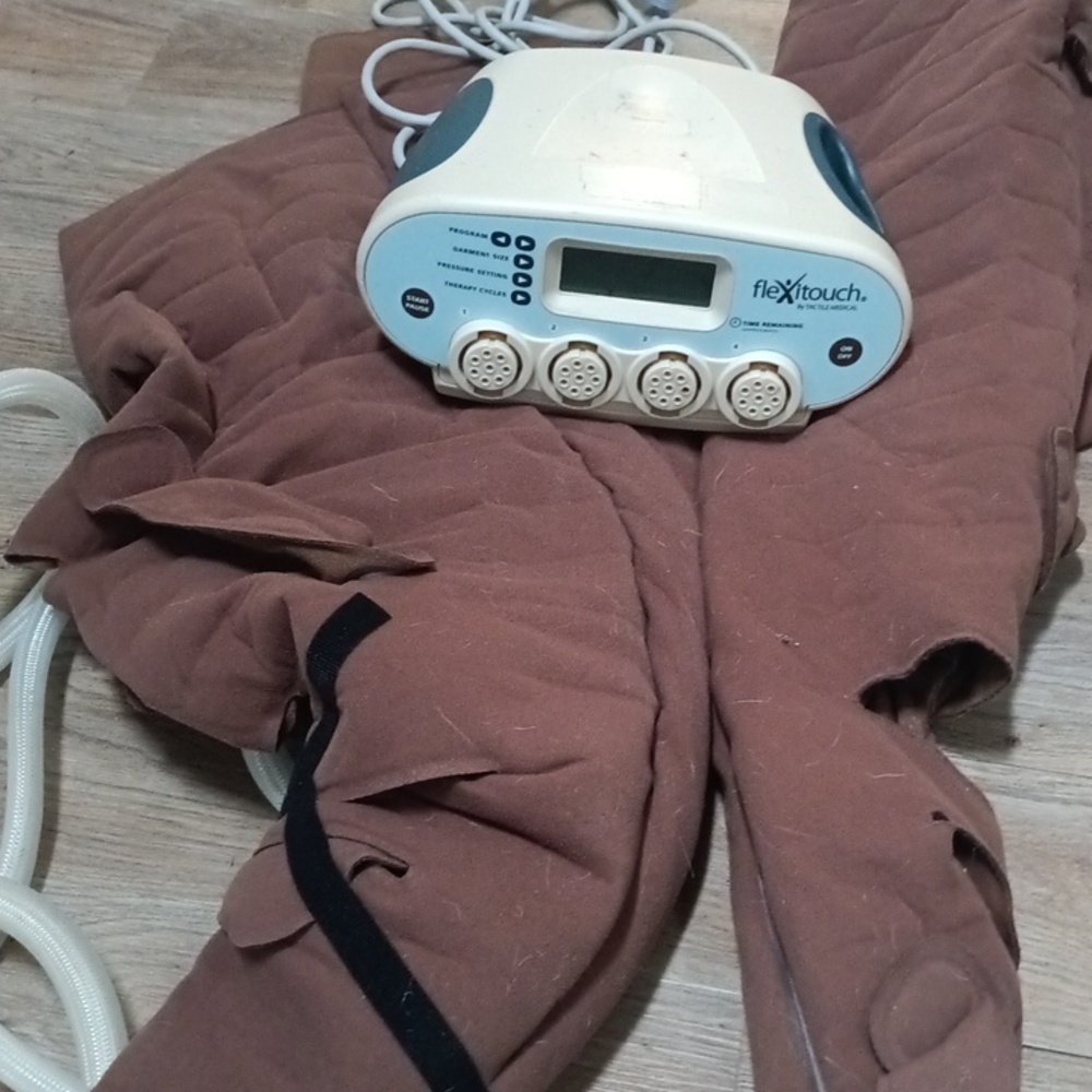 Flexitouch Tactile Systems PD32-U Pneumatic Compression, Short Leg Sleeves #2